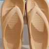Women's Minimalist Flip Flops, Outdoor Beach Travel Shoes